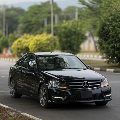 Urgent Sale: 2013 MERCEDES-BENZ C300  FOREIGN USED – Very Neat Unit