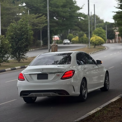 Urgent Sale; 2015 MERCEDES-BENZ C400 FOREIGN USED– Very Neat Unit