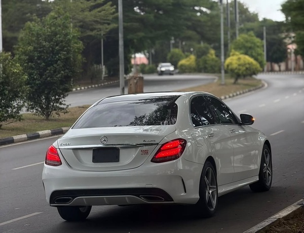 Urgent Sale; 2015 MERCEDES-BENZ C400 FOREIGN USED– Very Neat Unit