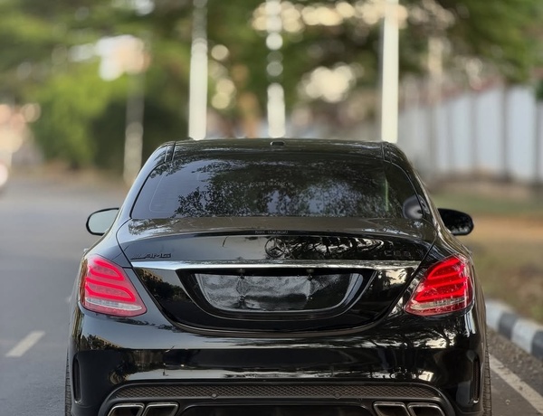 Urgent Sale:  2017 MERCEDES-BENZ C63 AMG  FOREIGN USED– Very Fast & Cle