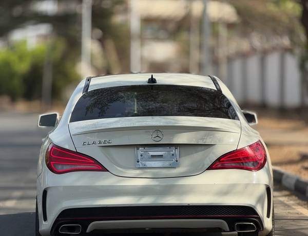 2015 MERCEDES-BENZ CLA250 – FOREIGN USED | SPORT LUXURY COUPE