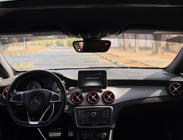 2015 MERCEDES-BENZ CLA250 – FOREIGN USED | SPORT LUXURY COUPE