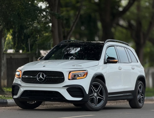 MERCEDES GLB250 2023 FOR SALE