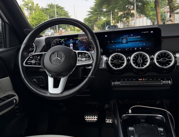 MERCEDES GLB250 2023 FOR SALE