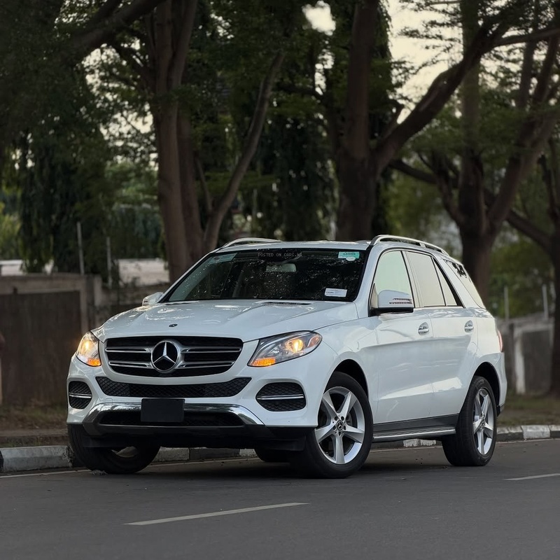 2017 MERCEDES-BENZ GLE350 – FOREIGN USED | LUXURY MID-SIZE SUV image