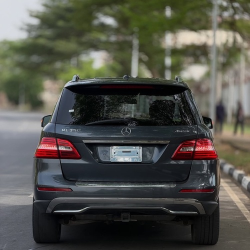 MERCEDES-BENZ ML350 2013– FOREIGN USED, VERY SHARP DEAL