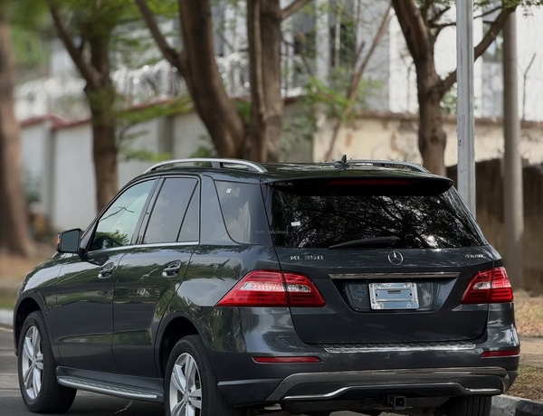 MERCEDES-BENZ ML350 2013– FOREIGN USED, VERY SHARP DEAL