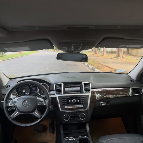 MERCEDES-BENZ ML350 2013– FOREIGN USED, VERY SHARP DEAL