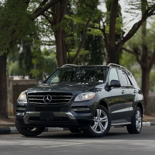 MERCEDES-BENZ ML350 2013– FOREIGN USED, VERY SHARP DEAL