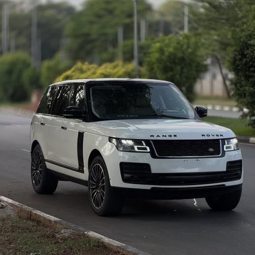 Urgent Sale: Range Rover Autobiography 2014 – Clean & Ready