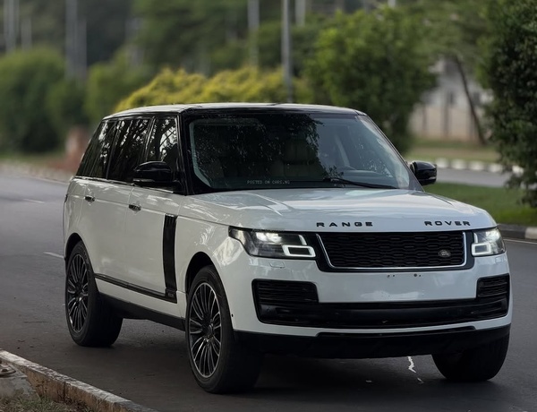 Urgent Sale: Range Rover Autobiography 2014 – Clean & Ready