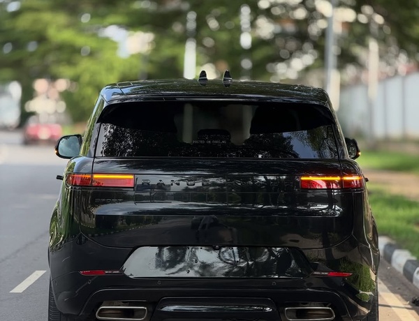 Urgent Sale: Foreign Used Range Rover Sport 2023 – Clean & Ready
