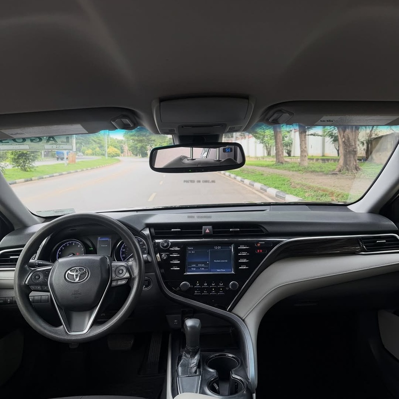 FORIEGN USED TOYOTA CAMRY LE 2018 FOR SALE IN ABUJA image
