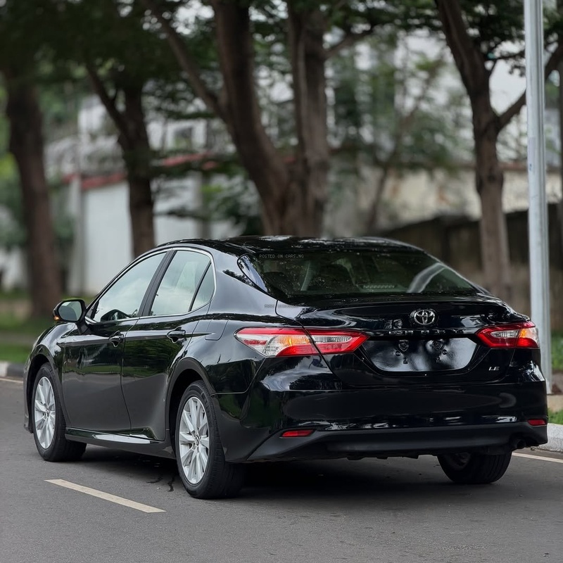 FORIEGN USED TOYOTA CAMRY LE 2018 FOR SALE IN ABUJA image