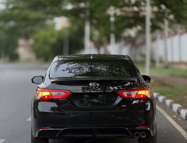 Urgent Sale: Toyota Camry SE 2019 – Clean & Ready to Drive