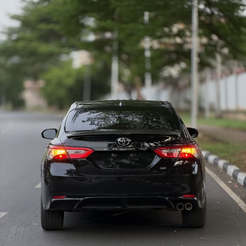 Urgent Sale: Toyota Camry SE 2019 – Clean & Ready to Drive image