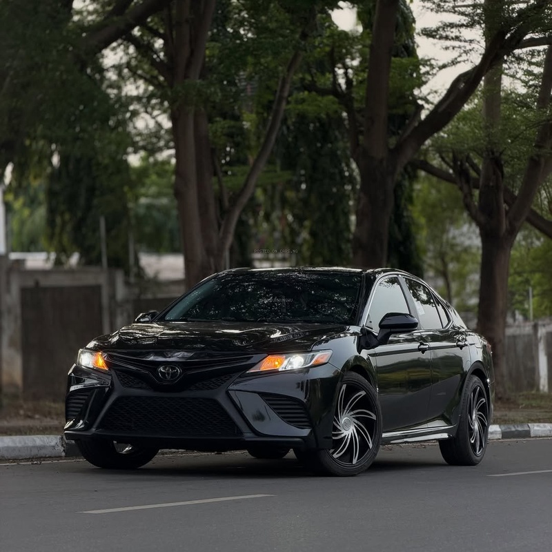 Urgent Sale: Toyota Camry SE 2019 – Clean & Ready to Drive image