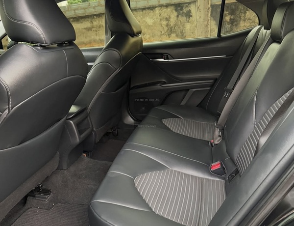 Urgent Sale: Toyota Camry SE 2019 – Clean & Ready to Drive