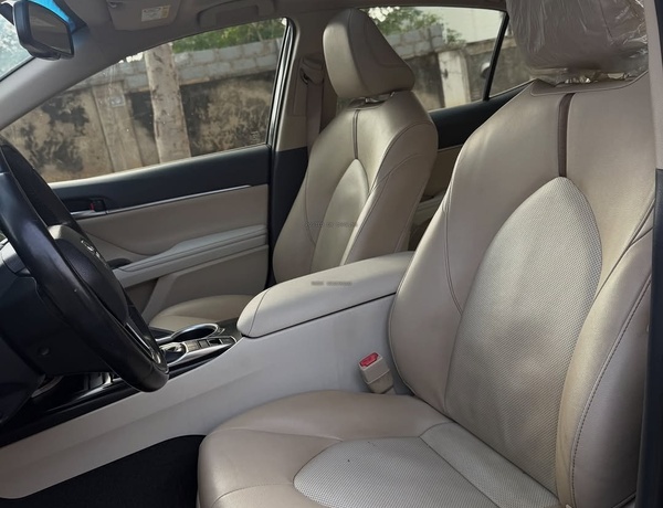 Toyota Camry V6 2020 for Sale In Abuja