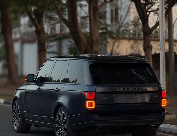  2018 RANGE ROVER VOGUE HSE FOREIGN USED– Very Sharp Body, No Fault