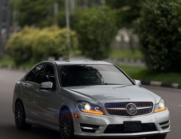 Mercedes-Benz C300 (2012)  Foreign Used – Serious Buyers Only