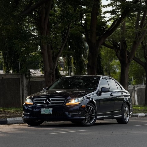 Well-Maintained Mercedes Benz C300 2013 – Serious Buyers Only