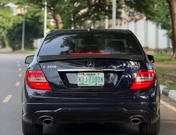 Well-Maintained Mercedes Benz C300 2013 – Serious Buyers Only