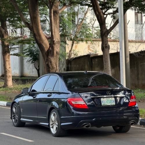 Well-Maintained Mercedes Benz C300 2013 – Serious Buyers Only