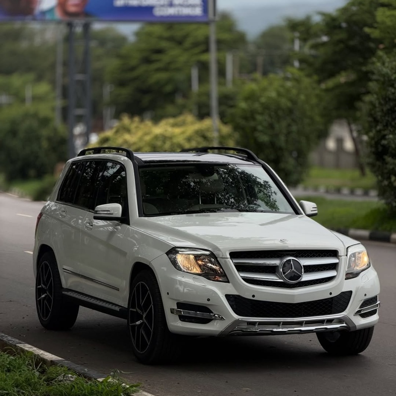 Mercedes-Benz GLK350 (2013)  Foreign Used – Serious Buyers Only image
