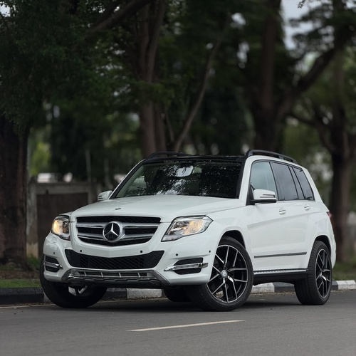 Mercedes-Benz GLK350 (2013)  Foreign Used – Serious Buyers Only