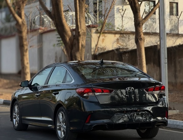 Well-Maintained Hyundai Sonata SE 2017– Serious Buyers Only