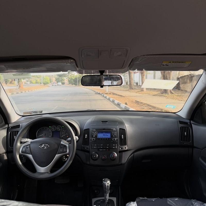 Foreign Used Hyundai Santa Fe 2012 SUV for Sale In Abuja image