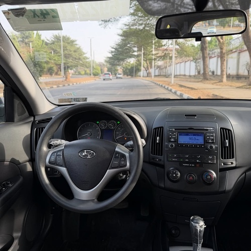 Foreign Used Hyundai Santa Fe 2012 SUV for Sale In Abuja