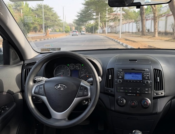 Foreign Used Hyundai Santa Fe 2012 SUV for Sale In Abuja
