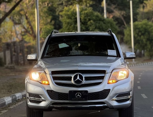 Foreign Used Mercedes Benz GLK350 2013 model for Sale In Abuja