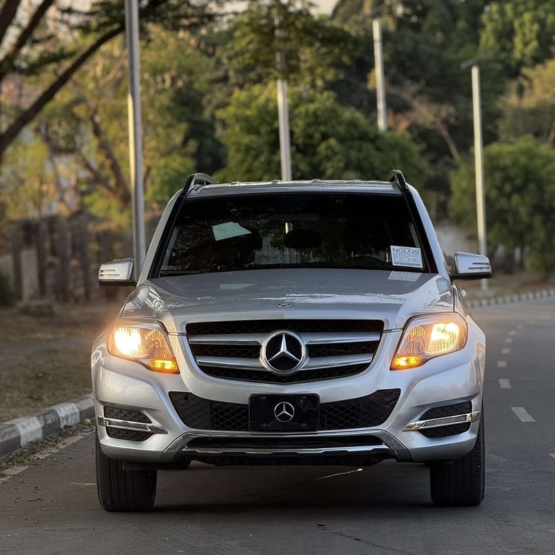 Foreign Used Mercedes Benz GLK350 2013 model for Sale In Abuja image