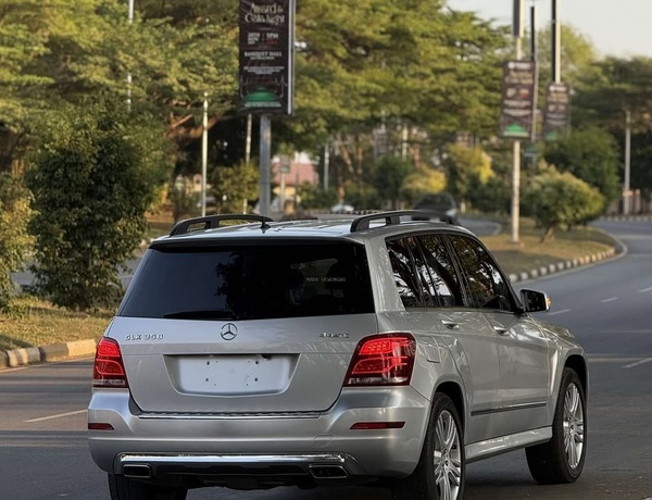 Foreign Used Mercedes Benz GLK350 2013 model for Sale In Abuja