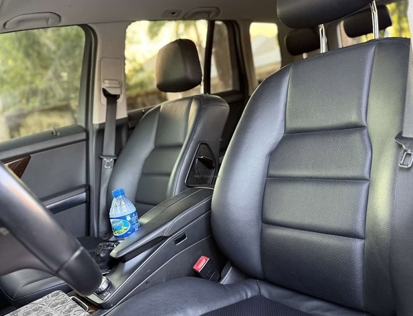 Foreign Used Mercedes Benz GLK350 2013 model for Sale In Abuja