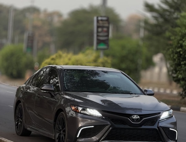 Foreign Used Toyota Camry XSE 2023 for Sale In Abuja