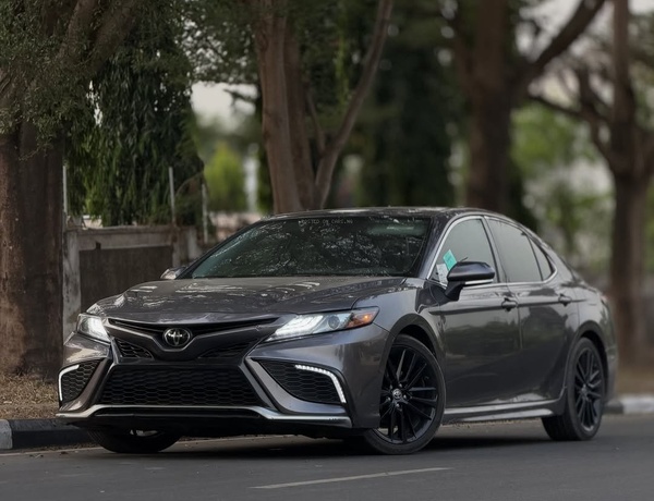 Foreign Used Toyota Camry XSE 2023 for Sale In Abuja