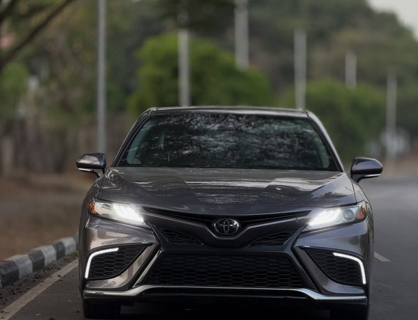 Foreign Used Toyota Camry XSE 2023 for Sale In Abuja