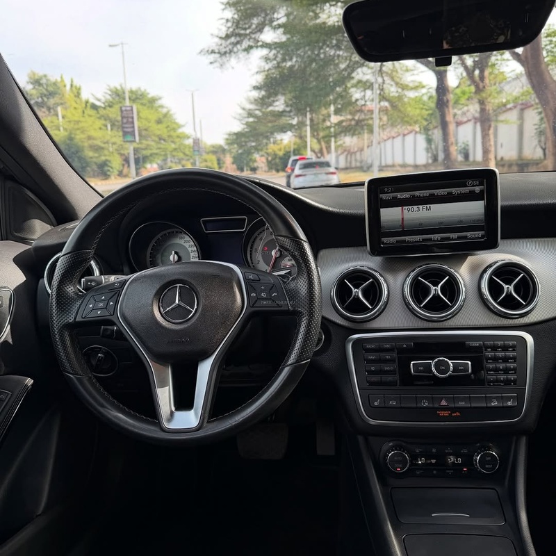 FOREIGN USED MERCEDES BENZ GLA250 2015 MODEL IN ABUJA image