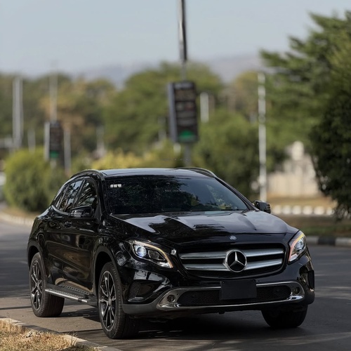 FOREIGN USED MERCEDES BENZ GLA250 2015 MODEL IN ABUJA