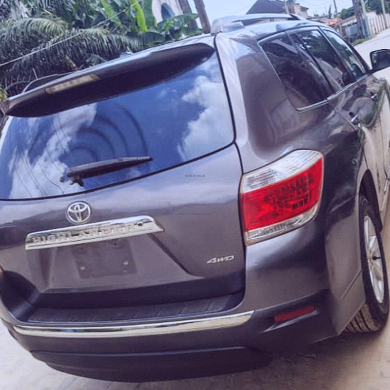 Toyota Highlander 2013 in Lagos for Sale image