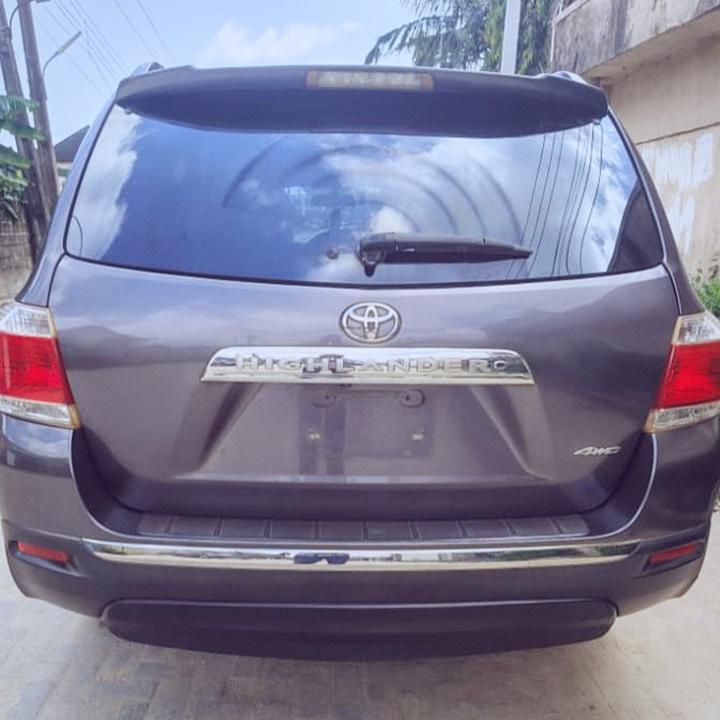 Toyota Highlander 2013 in Lagos for Sale image