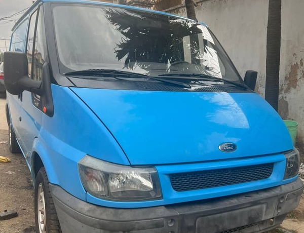 Foreign Used Ford Transit (Clean Low Mileage) for Sale In Lagos