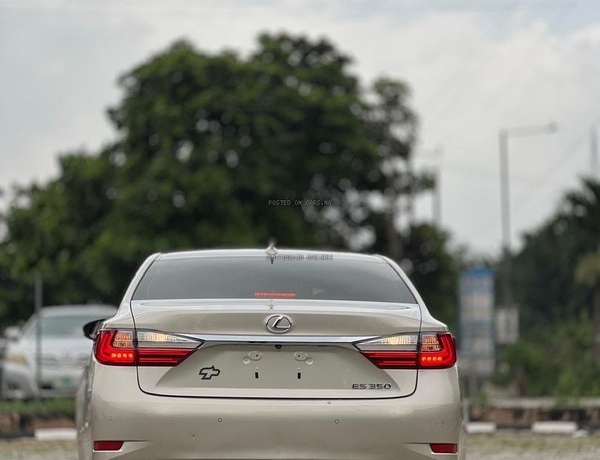 Foreign Used Lexus ES350 2016 for Sale In Lagos