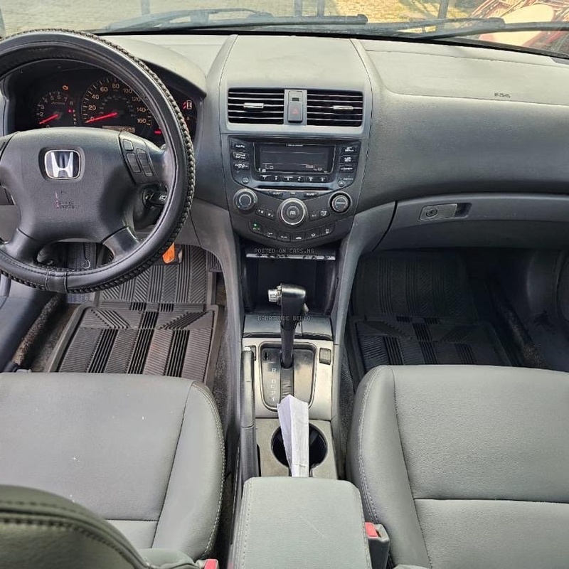 Clean Honda Accord 2004 for Sale In Lagos image