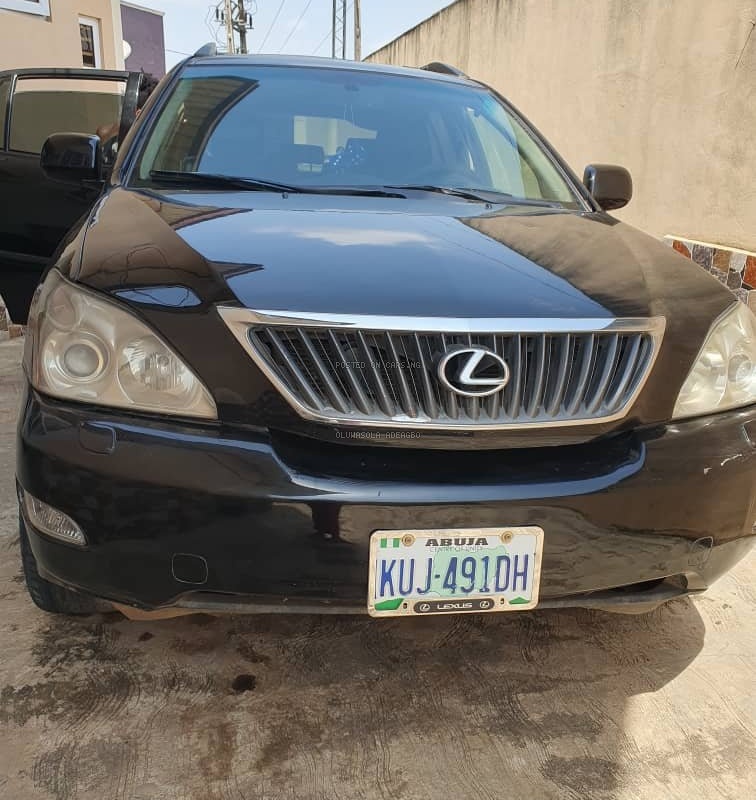 Oluwasola Adeagbo Hero Image