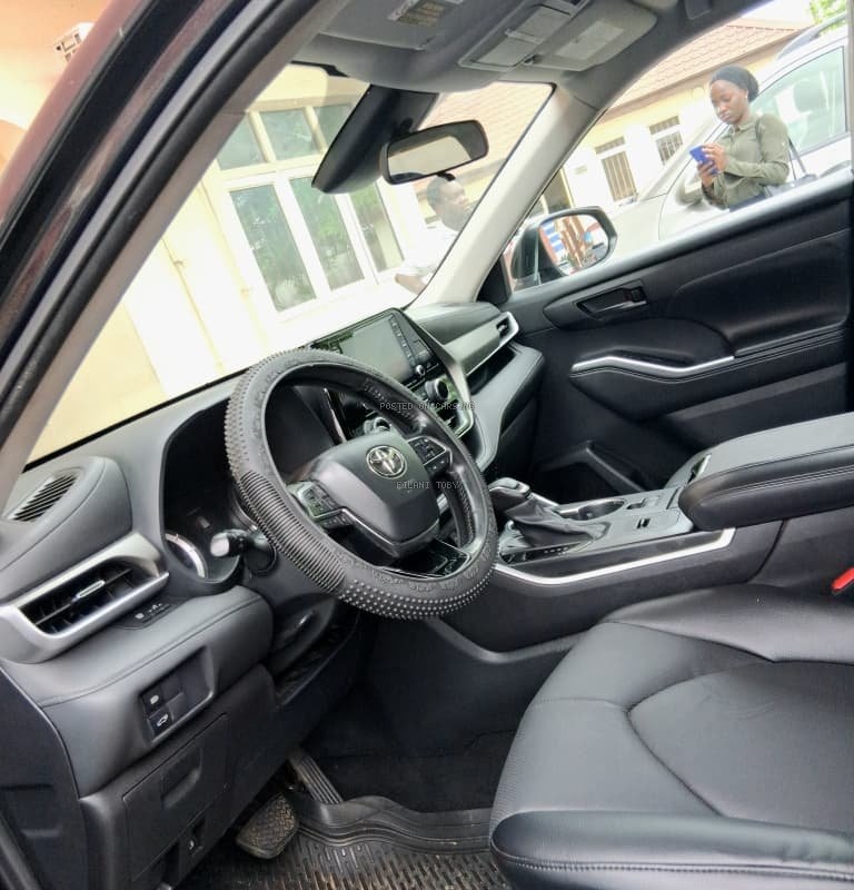2021 Toyota Highlander for Sale In Lagos image